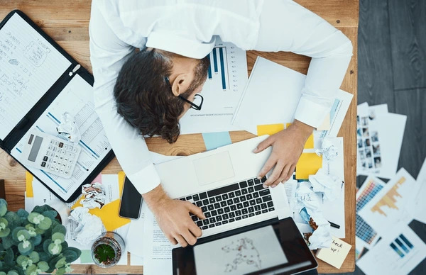 Cuando algo sale mal en un evento: Cómo reaccionar con profesionalidad.